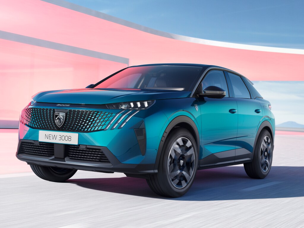 Nowy PEUGEOT 3008 Hybrid z przodu